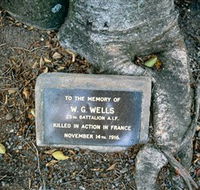 Eumundi War Memorial - St Kilda Accommodation