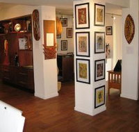 Janbal Gallery - St Kilda Accommodation