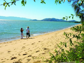 Bushland Beach QLD St Kilda Accommodation