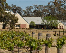 Balgownie Estate - St Kilda Accommodation 0