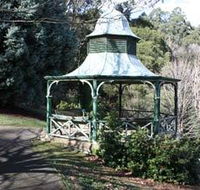 Pirianda Gardens - St Kilda Accommodation
