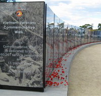 Vietnam Veterans Commemorative Walk - St Kilda Accommodation
