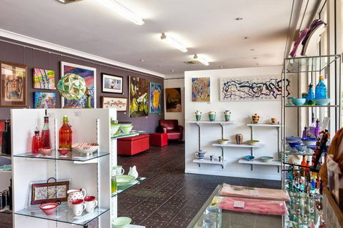 GIGS Art Gallery & Studios - St Kilda Accommodation 1