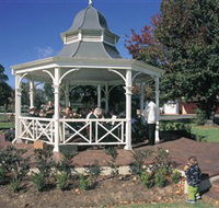 Muir House Art Gallery - St Kilda Accommodation