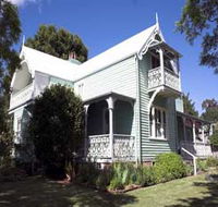 Meroogal - St Kilda Accommodation