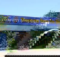 Treasures from the Deep - Opal and Shell Museum - St Kilda Accommodation