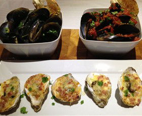 Advance Mussel Supply - St Kilda Accommodation 1