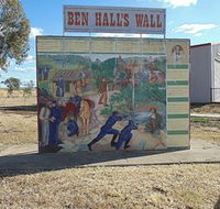 Ben Halls Wall - St Kilda Accommodation