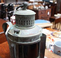 King's Antiques  Collectables - St Kilda Accommodation
