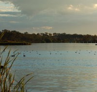 Lake Inverell Reserve - St Kilda Accommodation