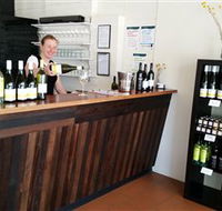 Billy Button Wines - St Kilda Accommodation