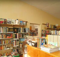 Corryong Browsers Bookshop - St Kilda Accommodation
