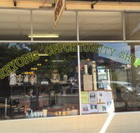 Corryong Op Shop - St Kilda Accommodation