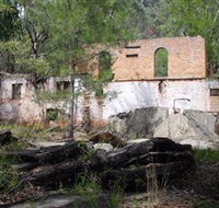 Newnes Shale Oil Ruins - St Kilda Accommodation
