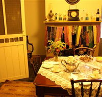 Roughley House and The Pines - St Kilda Accommodation