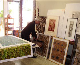 Bouddi Gallery - Contemporary Aboriginal Art - St Kilda Accommodation 4