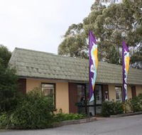 David Sumner Gallery - St Kilda Accommodation