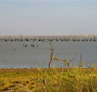 Lake Victoria - St Kilda Accommodation