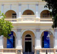 Perc Tucker Regional Gallery - St Kilda Accommodation