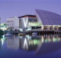 Museum Of Tropical Queensland - St Kilda Accommodation