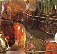 The Crystal Caves - St Kilda Accommodation