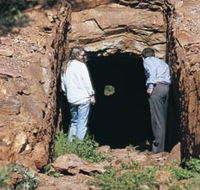 Joker's Tunnel - St Kilda Accommodation