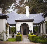 Duneira Mt Macedon - St Kilda Accommodation