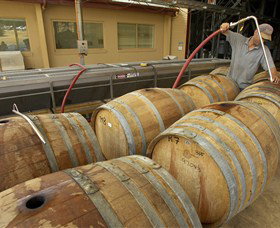 Charles Sturt University Winery Wagga Wagga - St Kilda Accommodation 1