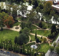 Victory Memorial Gardens - St Kilda Accommodation