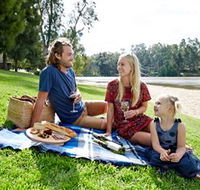 Wagga Beach - St Kilda Accommodation