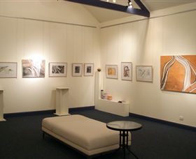 Jayes Gallery And Cafe - St Kilda Accommodation 3