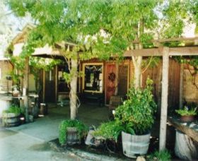 Wagga Wagga Winery - St Kilda Accommodation 0