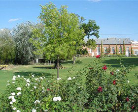 Ian Geddes Bushwalk - St Kilda Accommodation 0