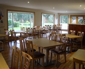 Brookfield Maze - St Kilda Accommodation 6