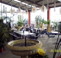 Warwicks Gardens Galore - St Kilda Accommodation
