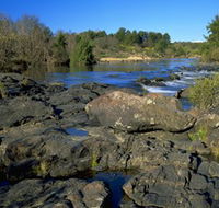 Kambah Pool to Pine Island - St Kilda Accommodation