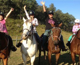 Chapman Valley Horse Riding - St Kilda Accommodation 1