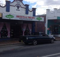 Taylors Sweets and Treats - St Kilda Accommodation