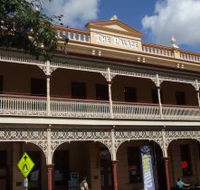 Childers Art Space CHARTS - St Kilda Accommodation