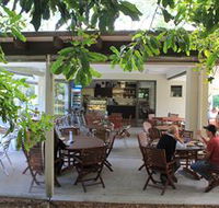 Medowie Macadamias - St Kilda Accommodation