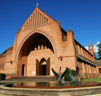 Christ Church Cathedral Grafton - St Kilda Accommodation