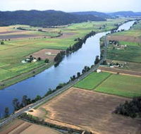 The Clarence River - St Kilda Accommodation