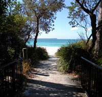 Greenfield Beach - St Kilda Accommodation