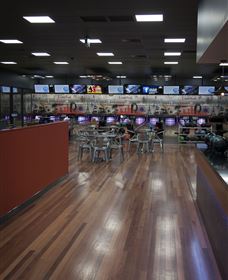 Club300 Bowling And Bar - St Kilda Accommodation 0