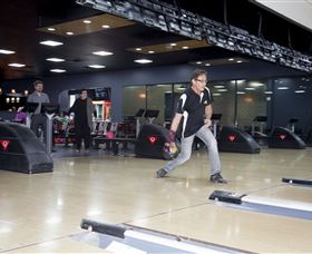Club300 Bowling And Bar - St Kilda Accommodation 2