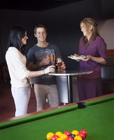 Club300 Bowling And Bar - St Kilda Accommodation 5