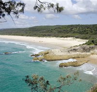Main Beach North Stradbroke Island - St Kilda Accommodation