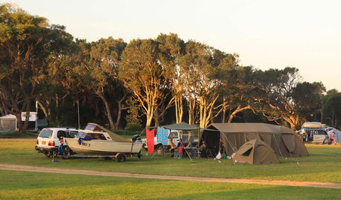 Booti Booti National Park - St Kilda Accommodation 3