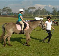 Port Macquarie Horse Riding Centre - St Kilda Accommodation