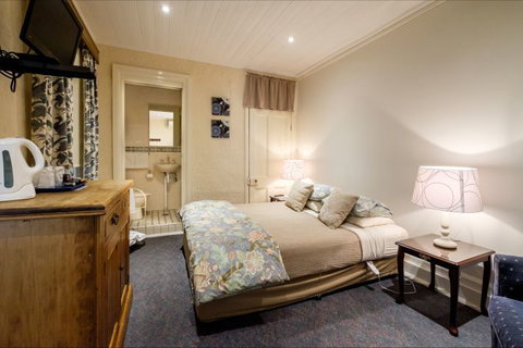 Peel Inn Nundle - St Kilda Accommodation 0